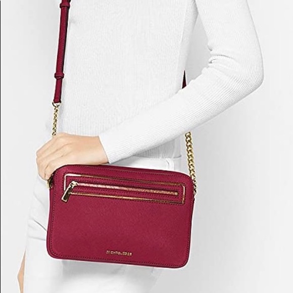 Michael Kors Large Crossbody - Picture 4 of 12